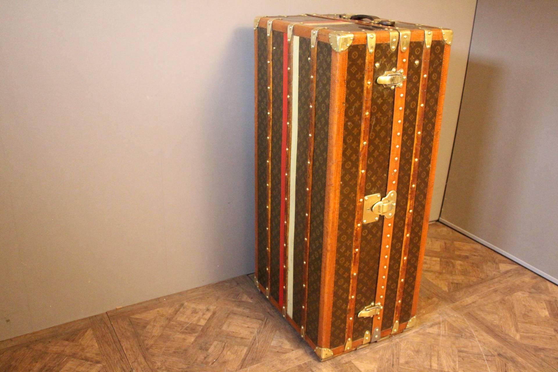 French 1930s, Louis Vuitton Wardrobe Trunk in Monogram, Double Hanging Section