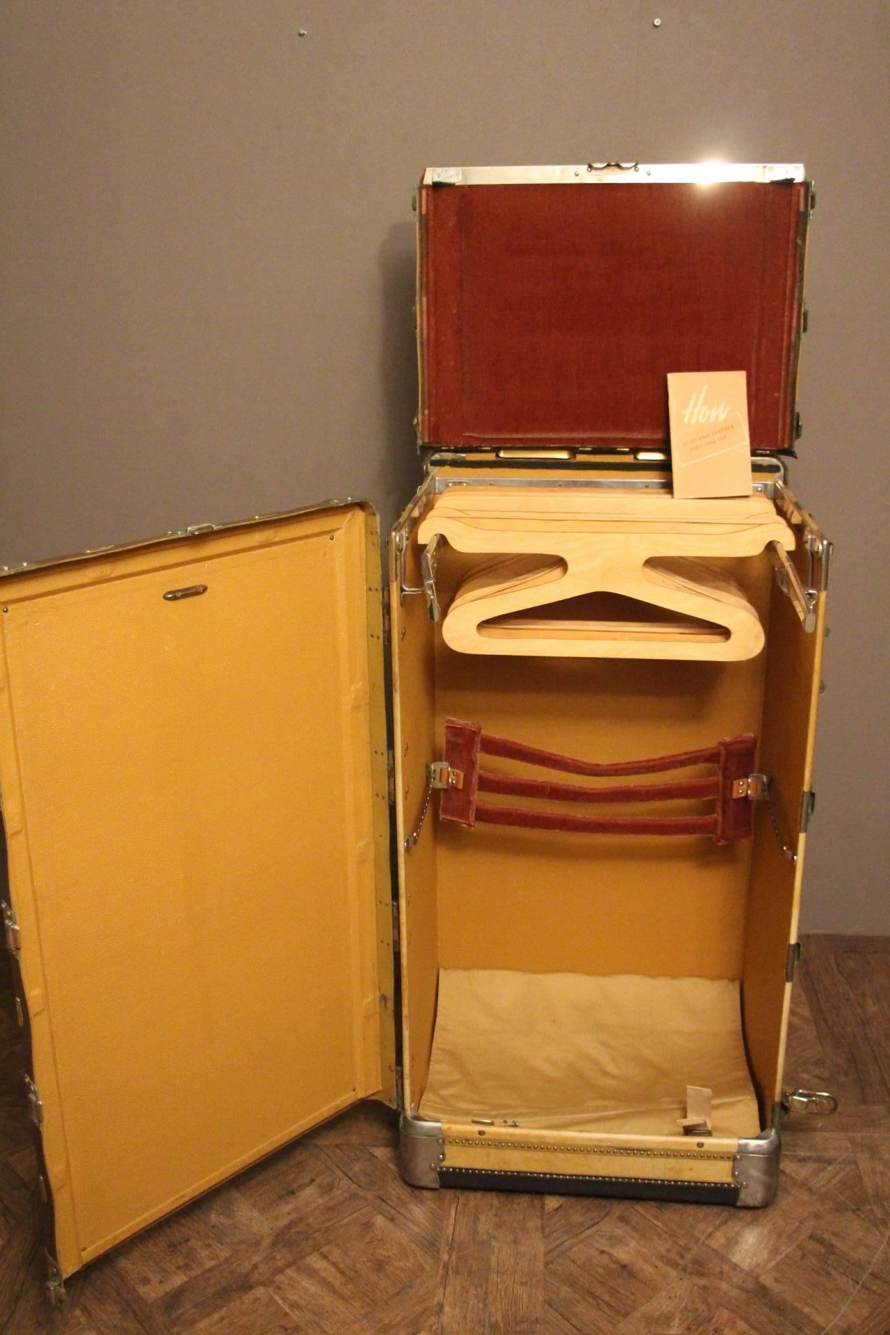 20th Century 1930s Hartmann Beige Leather Turntable Wardrobe Fitted Steamer Trunk