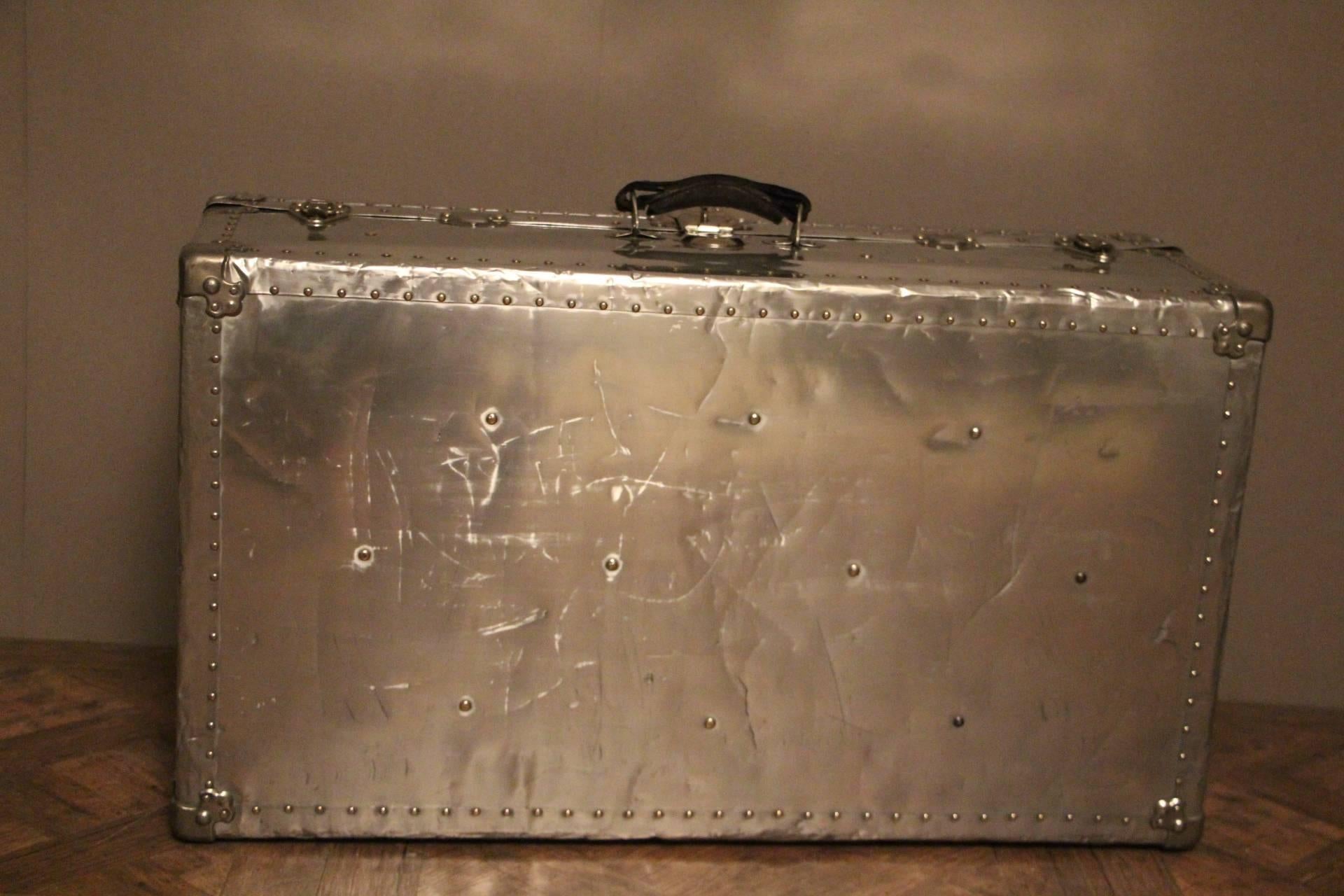 1940s Polished Aluminum Cabin Steamer Trunk In Excellent Condition In Saint-Ouen, FR