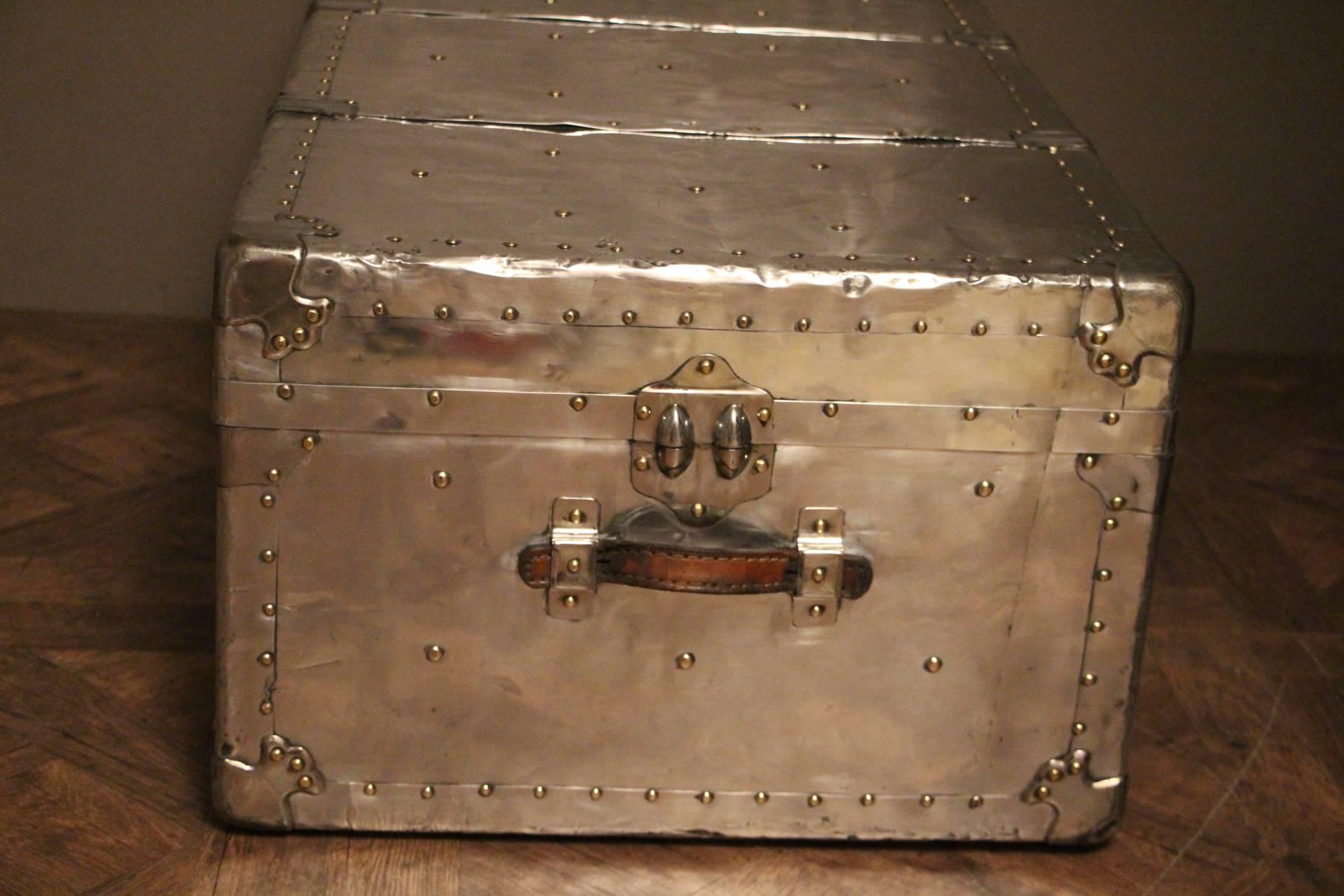 1940s Polished Aluminum Steamer Trunk In Excellent Condition In Saint-Ouen, FR