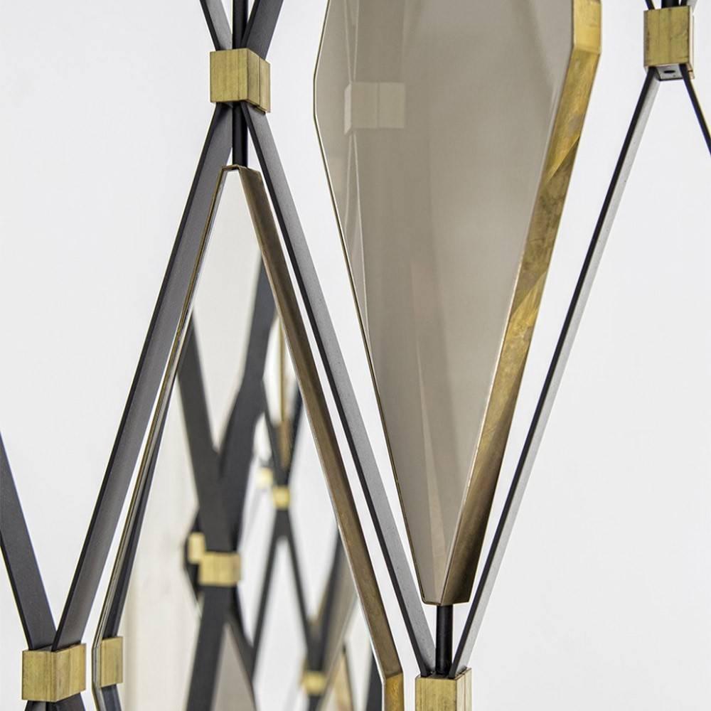 Dimorestudio’s screens exemplify the house’s ineffable blend of design, art and fashion. Like all their products, each piece - one of which is part of the highly coveted Progetto Palmador collection - is designed as a piece of usable art or