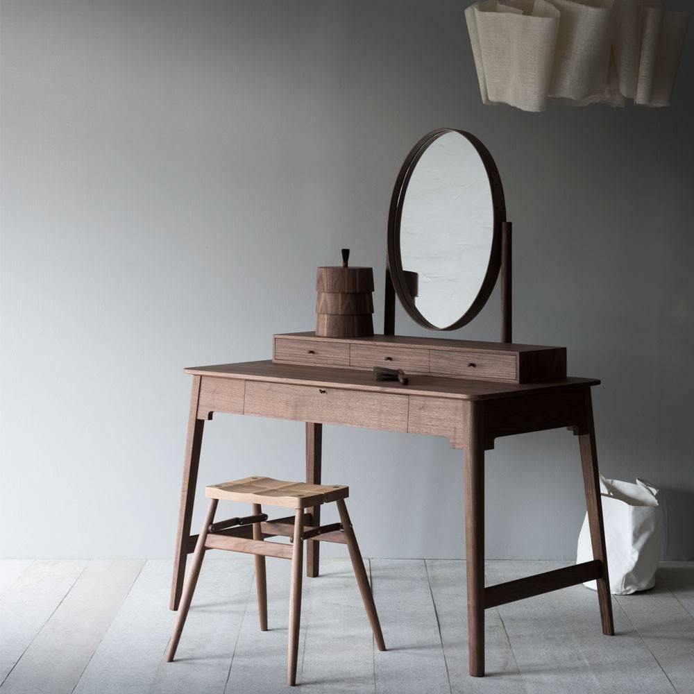 British Pinch Lana Dressing Table, Walnut For Sale