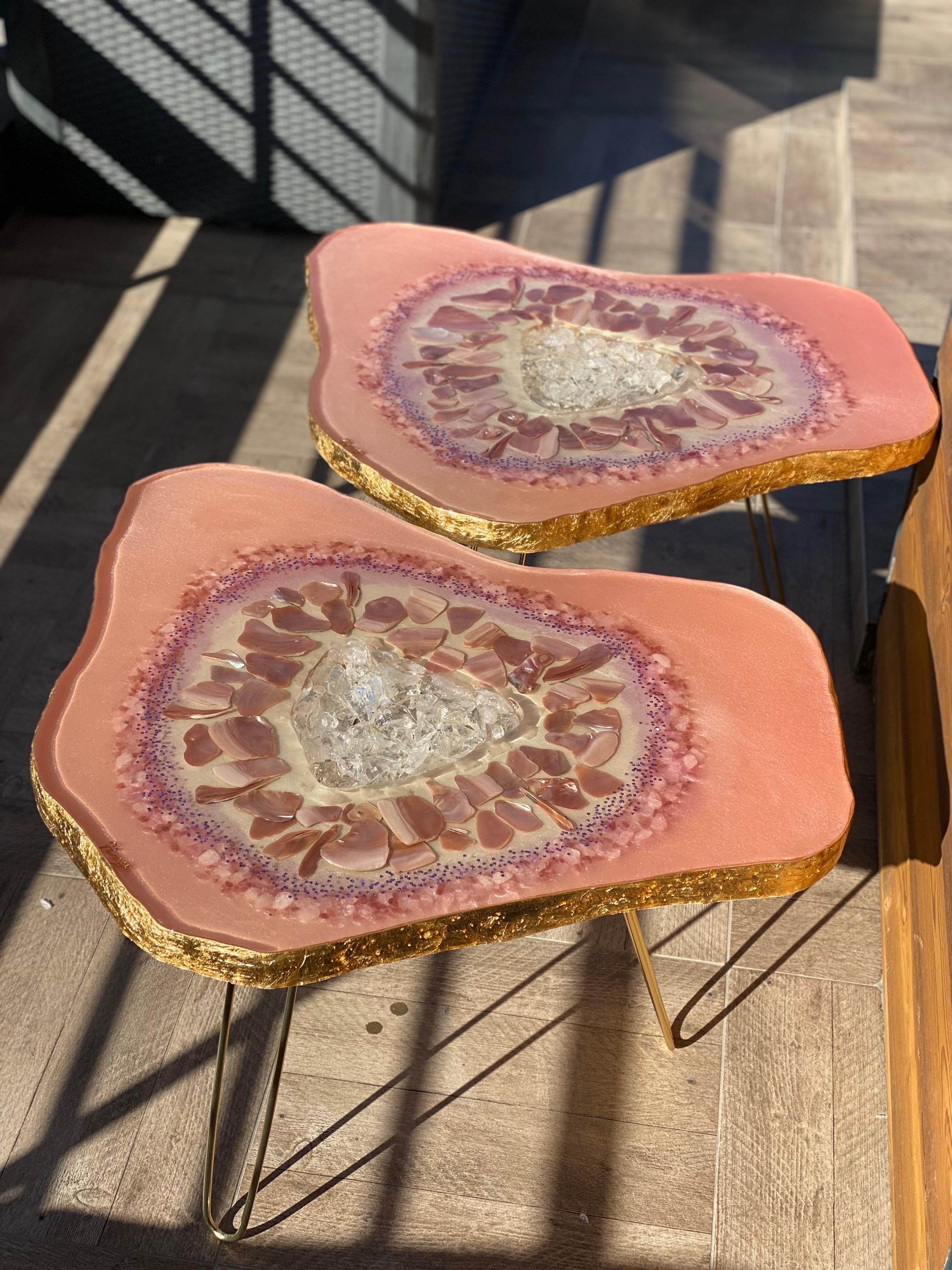 Moulage Table géode en nacre rose en vente