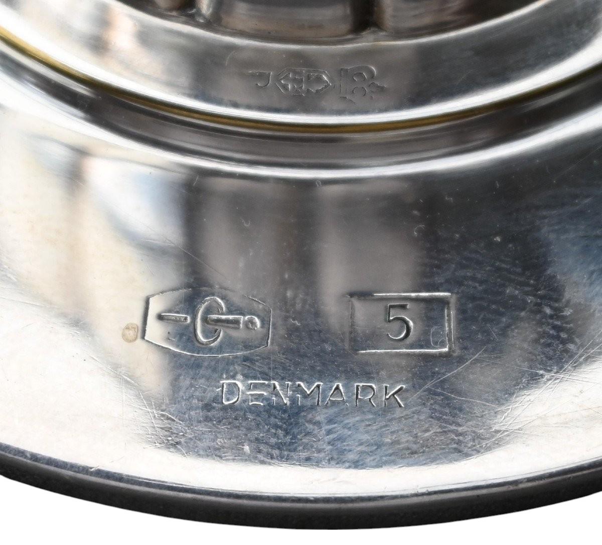 Art Nouveau Candeliere in argento massiccio Georg Jensen - Model No. 5 di Johan Rohde (1949) in vendita