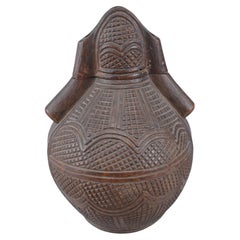 Carved wooden powder horn - Kongo, DR Congo - early 20th century
