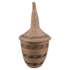 Cesta de fibra tutsi de Agaseke, Ruanda, primera mitad del siglo XX