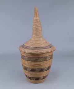 Cesta de fibra tutsi de Agaseke, Ruanda, primera mitad del siglo XX