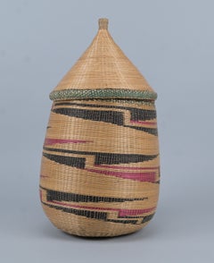 Tutsi Agaseke basket with polychrome geometric decoration - Rwanda - mid 20th C.
