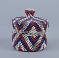Tutsi beaded basket in raffia and glass beads - Rwanda, first half 20th century