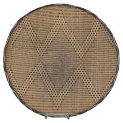 Large Tutsi presentation tray - Rwanda - first half 20th century