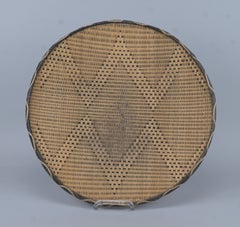 Large Tutsi presentation tray - Rwanda - first half 20th century