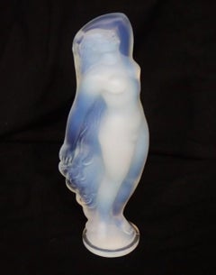 Sabino Paris — “Silhouette” Art Deco Opalescent Glass Female Nude Figurine, 1930