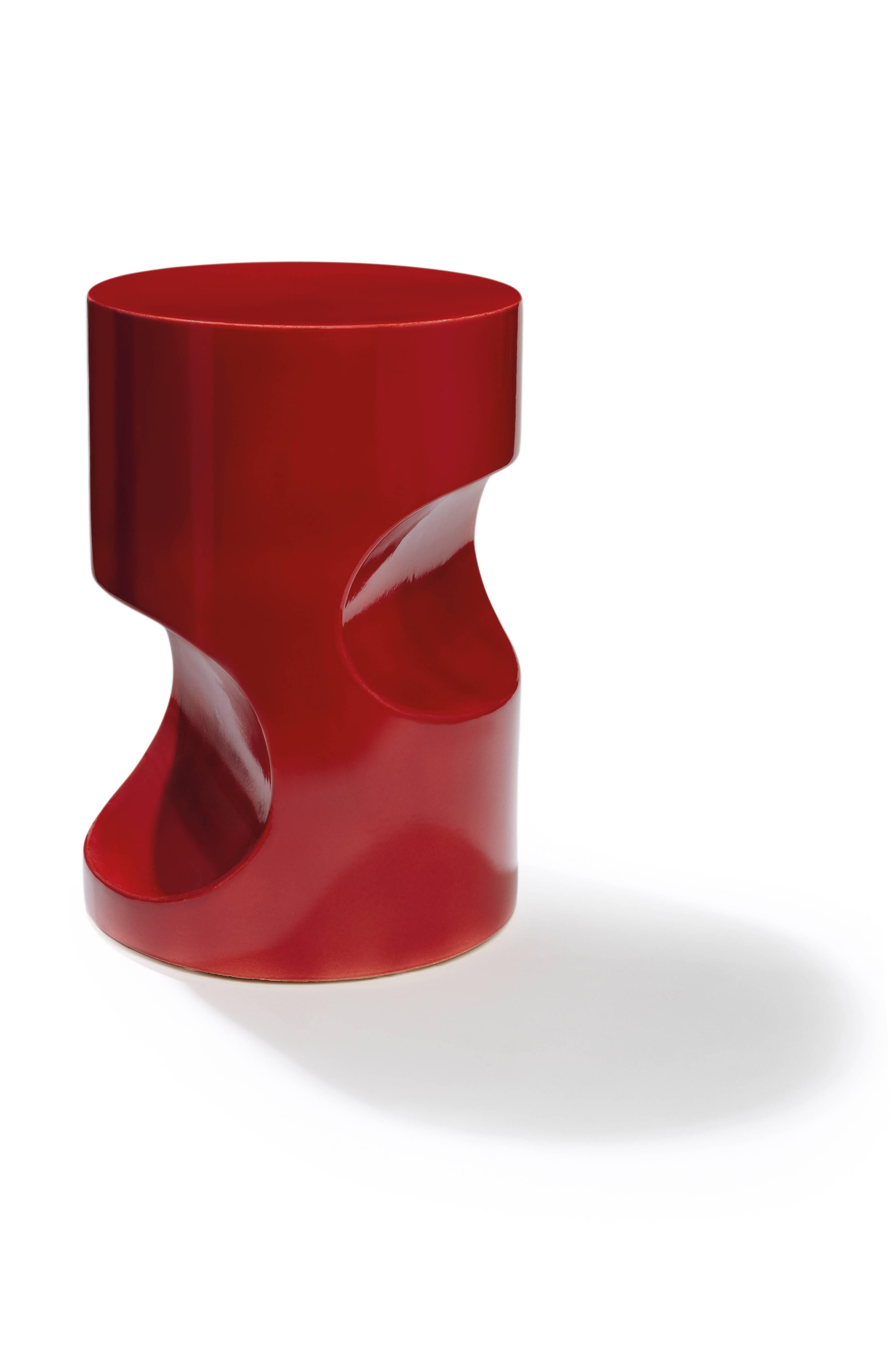 Fétiche ceramic stool designed by Hervé Langlais for Galerie Negropontes. Available in different colors. 

French designer Herve Langlais created a series of stools/pouf named after his Fetiche table lamp. Fetiche pouf are in ceramic with different