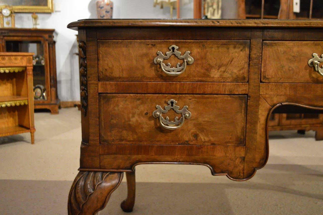 Antique Burr Walnut Writing Table by Maple & Co of London In Excellent Condition In Darwen, GB