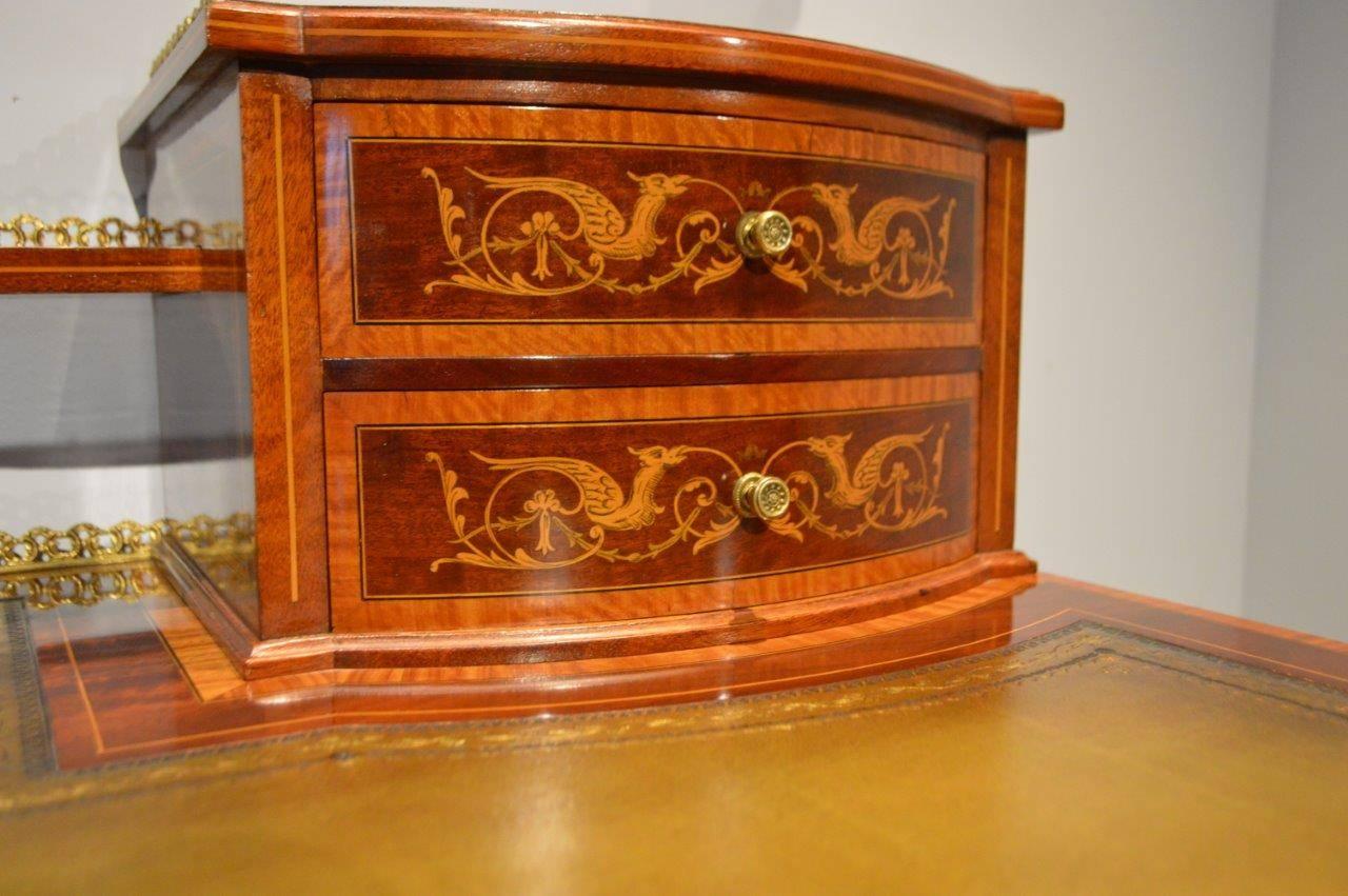 Stunning Quality Mahogany Inlaid Late Victorian Desk by Edwards & Roberts 1