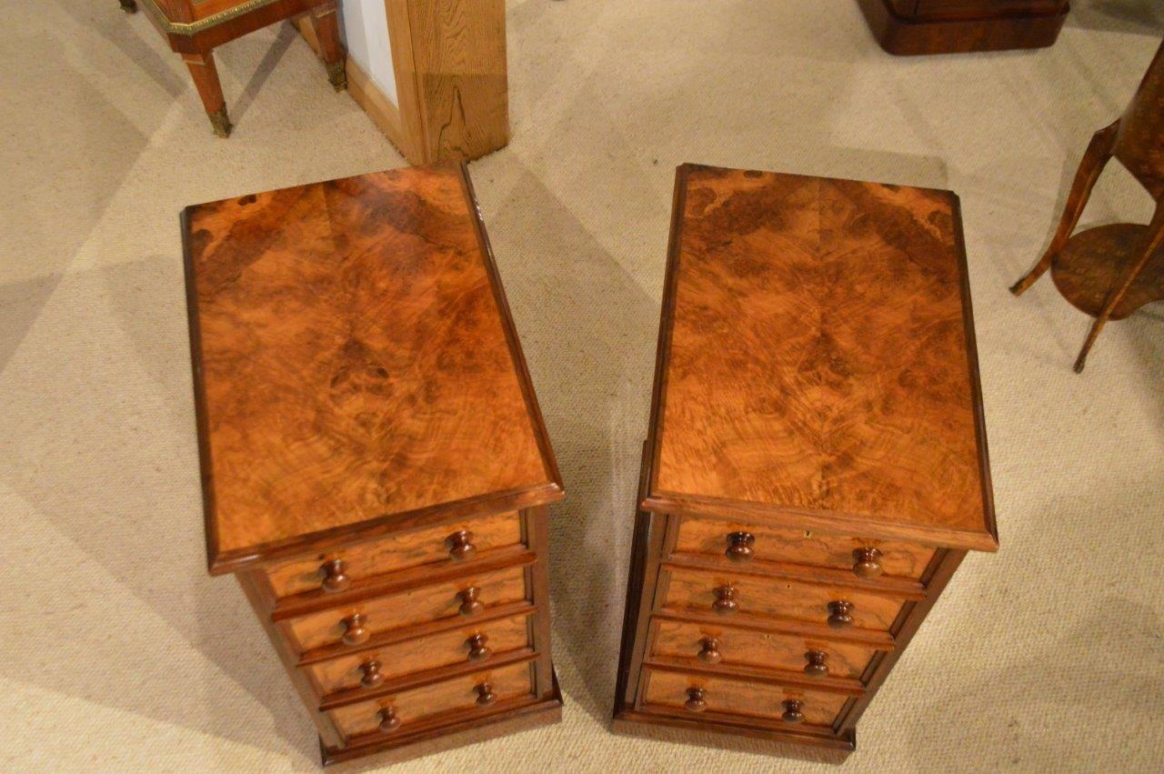 Fine Quality Pair of Burr Walnut Victorian Period Antique Bedside Chests 2