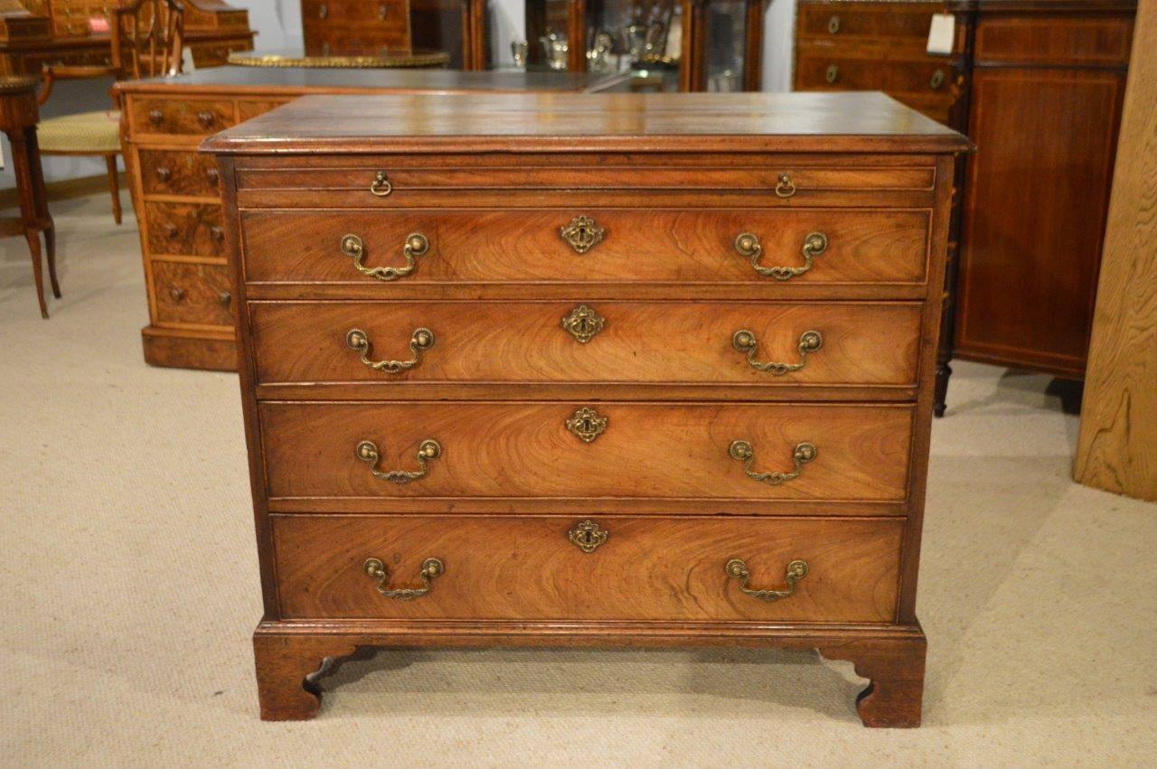 Mahogany George III Period Antique Chest of Drawers with Brushing Slide 1