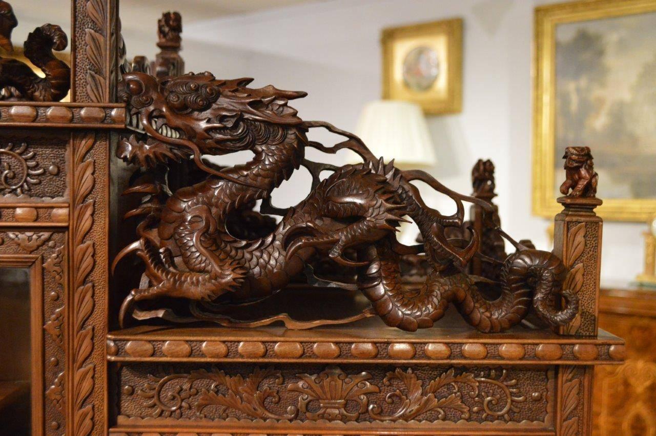 Carved Cabinet on Stand Japanese Meiji Period In Excellent Condition In Darwen, GB