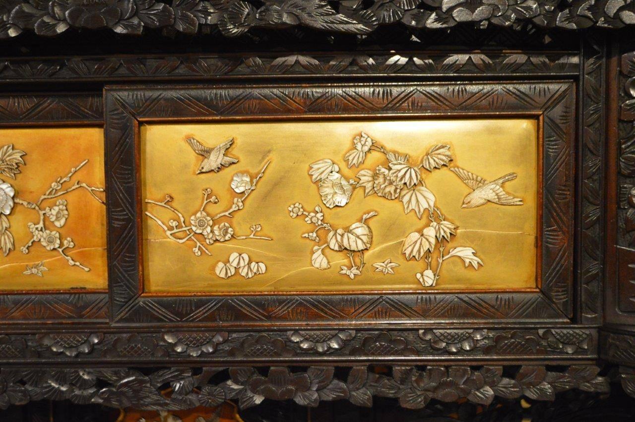 Early 20th Century Japanese Meiji Period Carved Shodana