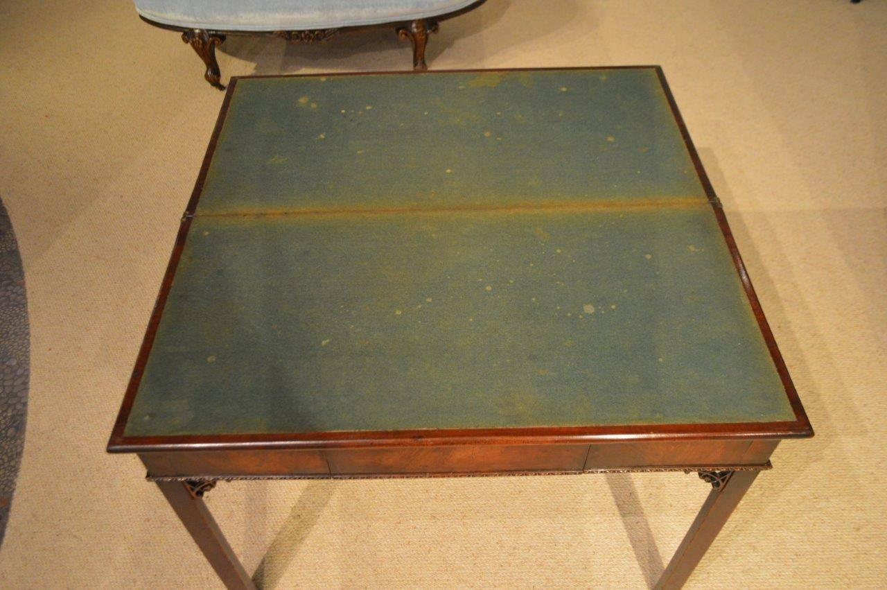 Fine Cuban Mahogany George II Period Antique Card Table by Phillip Bell of Lon In Excellent Condition In Darwen, GB