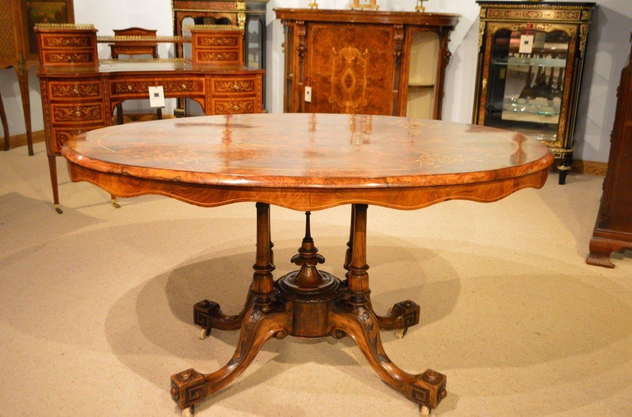 Mid-19th Century Good Burl Walnut Victorian Period Antique Loo Table