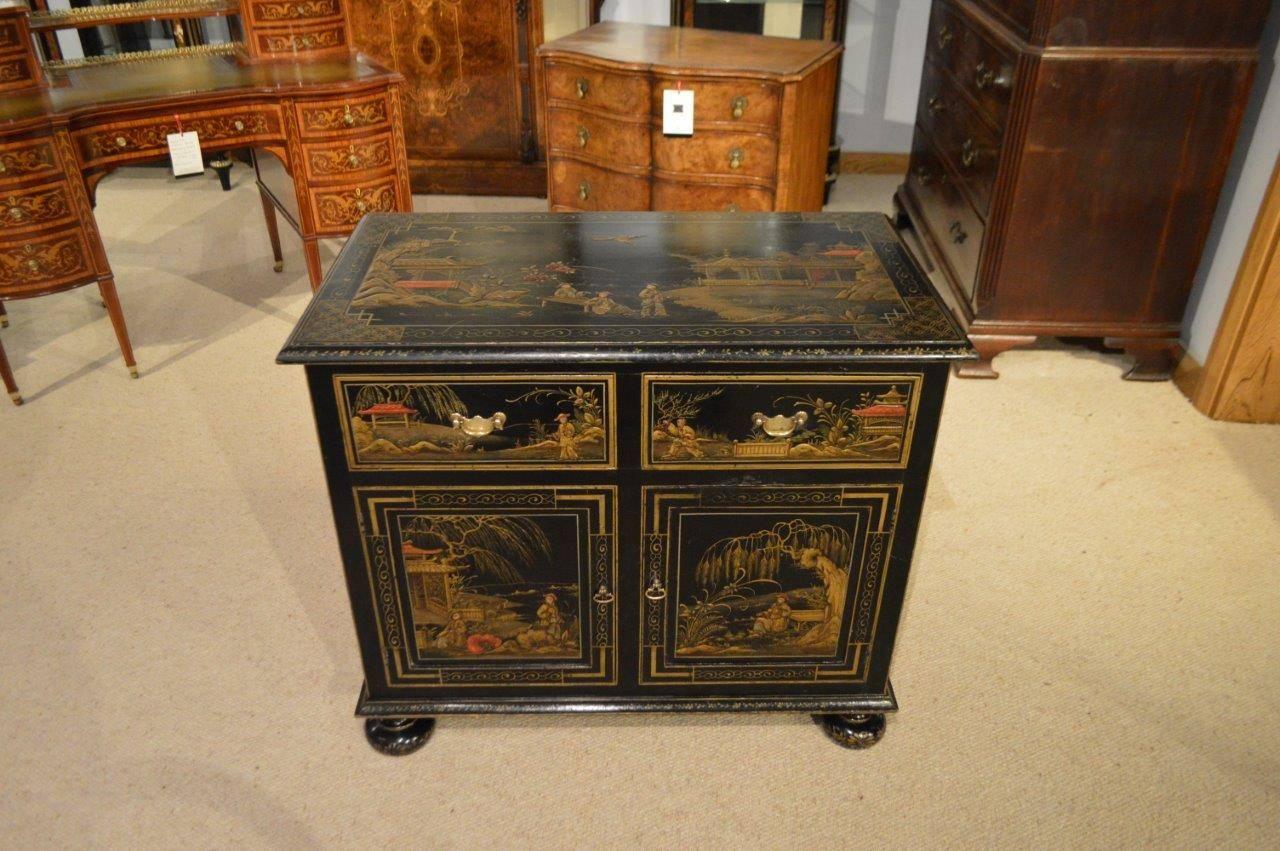 Fine Quality Chinoiserie Lacquered Edwardian Period Cupboard 1