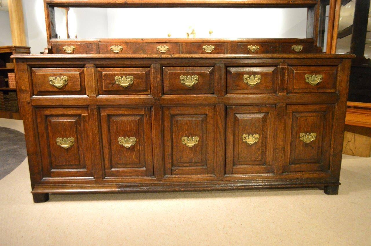 Mid-18th Century Good Oak 18th Century Antique Dresser and Rack