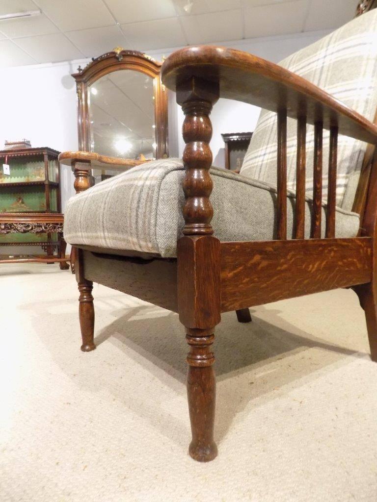 Good Pair of Oak Arts & Crafts Period Reclining Armchairs 4