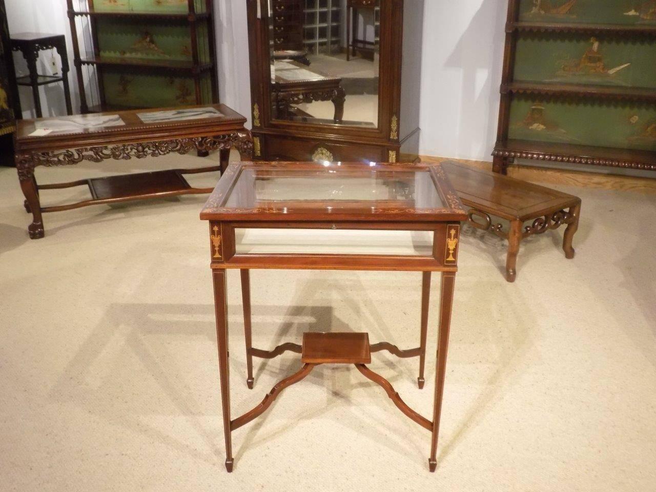 Beautiful Mahogany Inlaid Edwardian Period Bijouterie Cabinet 5