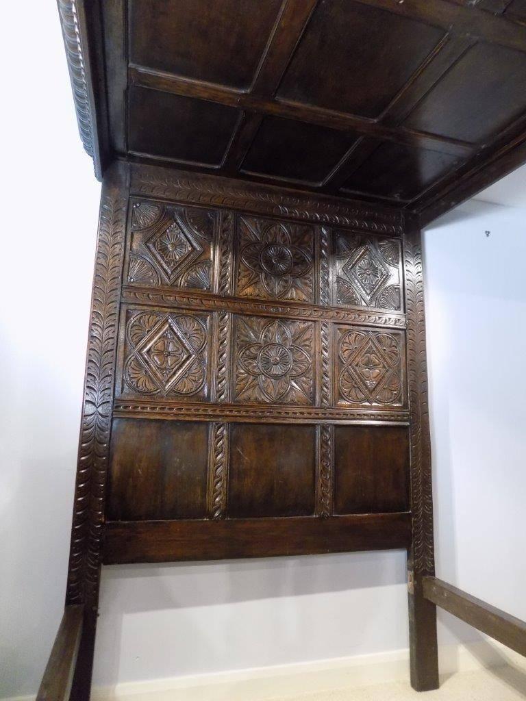 Late 19th Century Magnificent Oak Elizabethan Revival Four Poster Kingsize Bed