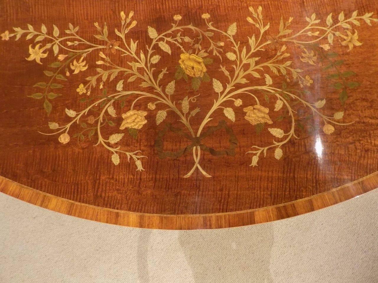 Early 20th Century Stunning Quality Marquetry Inlaid Edwards & Roberts Serpentine Side Cabinet