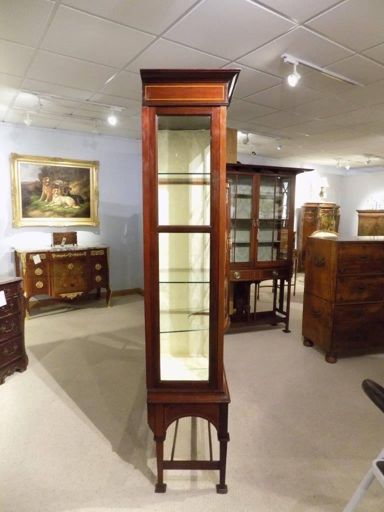 Fine Quality Mahogany Inlaid Edwardian Period Display Cabinet 3