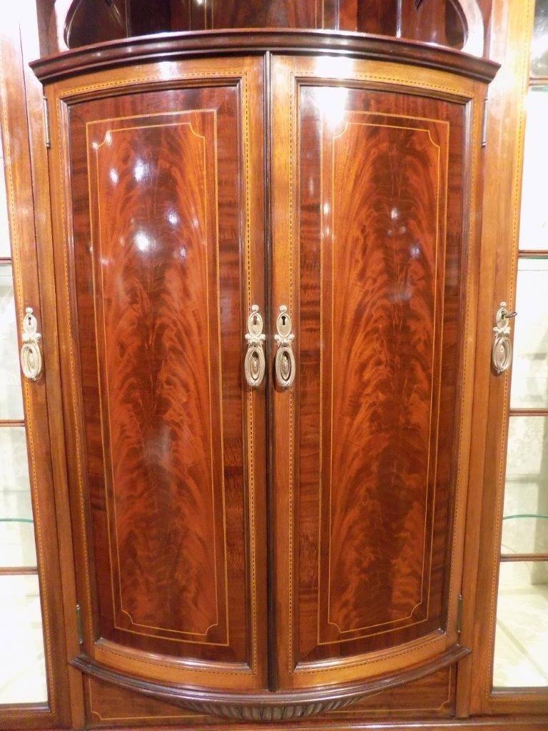 Fine Quality Mahogany Inlaid Edwardian Period Display Cabinet In Excellent Condition In Darwen, GB