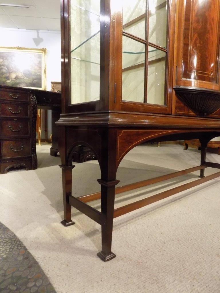 Fine Quality Mahogany Inlaid Edwardian Period Display Cabinet 2