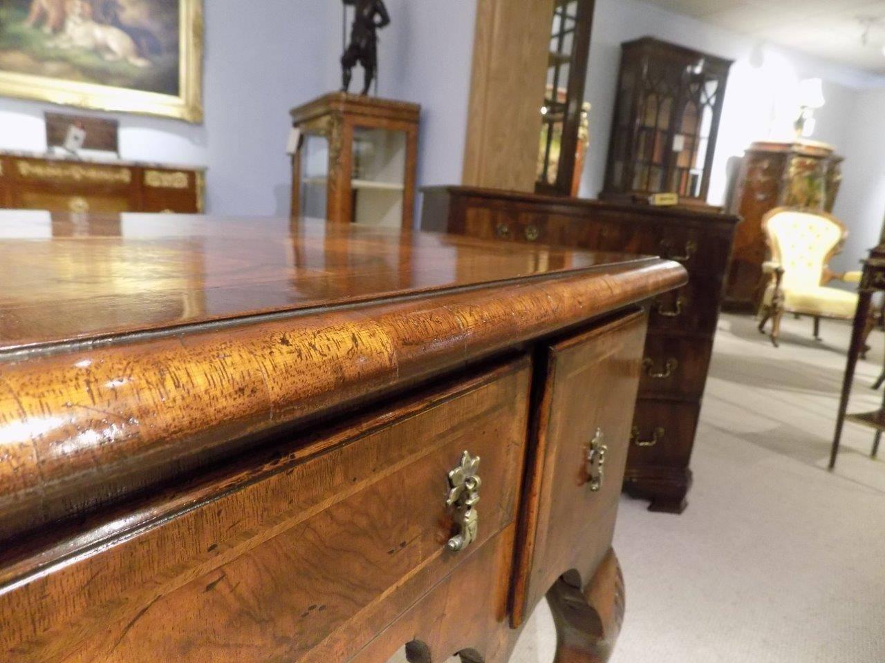 Early 20th Century Oyster Laburnum & Walnut George-I Style Antique Side Table or Lowboy