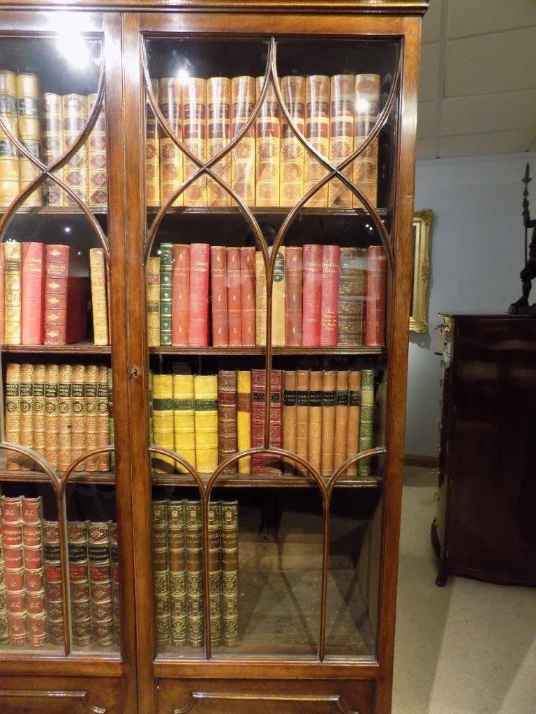 Fine Quality Mahogany Edwardian Period Astragal Glazed Bookcase In Excellent Condition In Darwen, GB