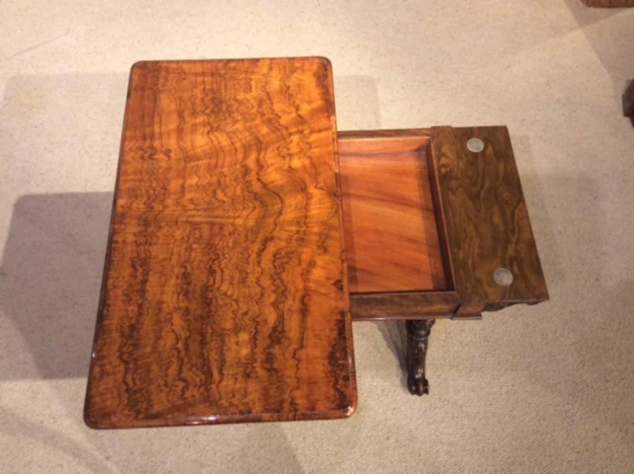 Fine Quality Burr Walnut Victorian Period Fold over Card Table In Excellent Condition In Darwen, GB