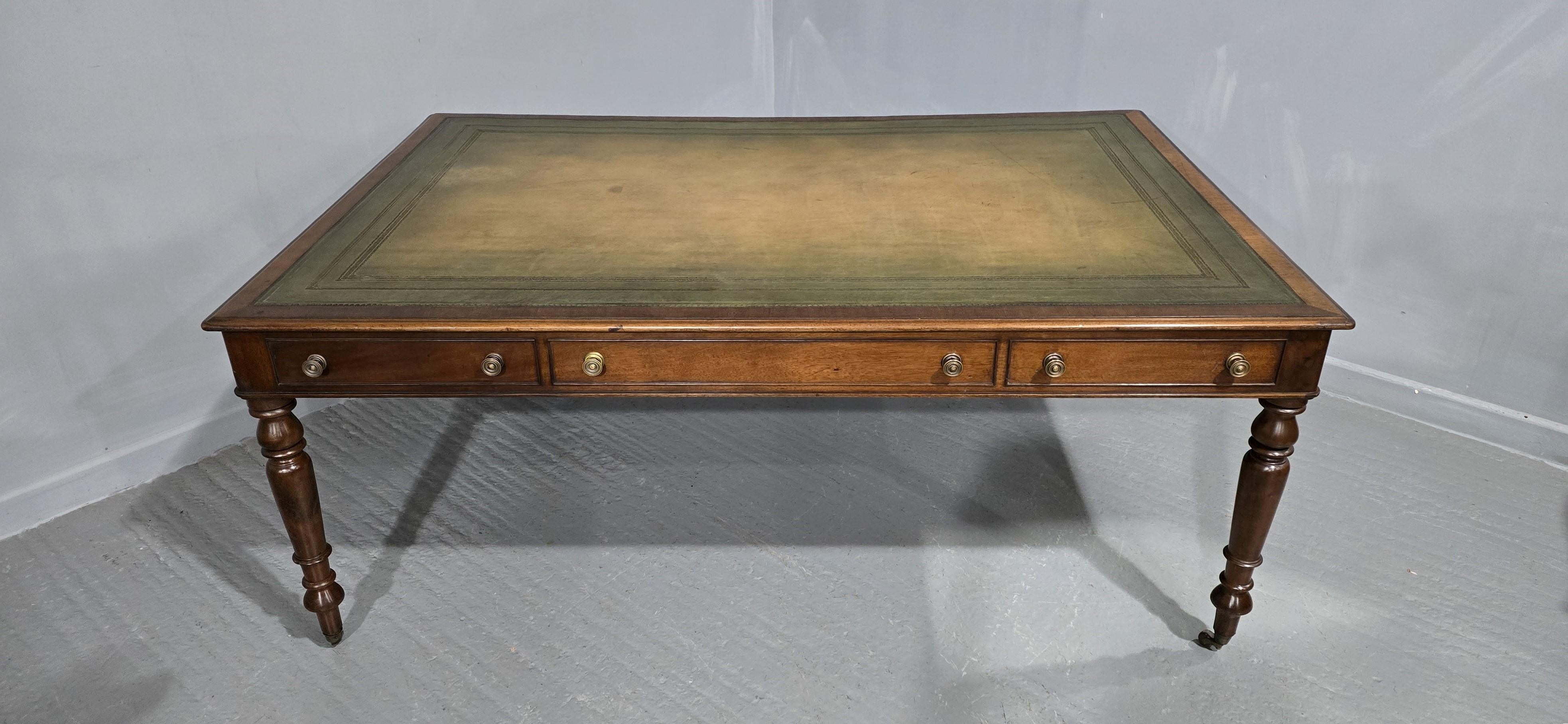 Wonderful  Huge Victorian Mahogany Library Table For Sale 10