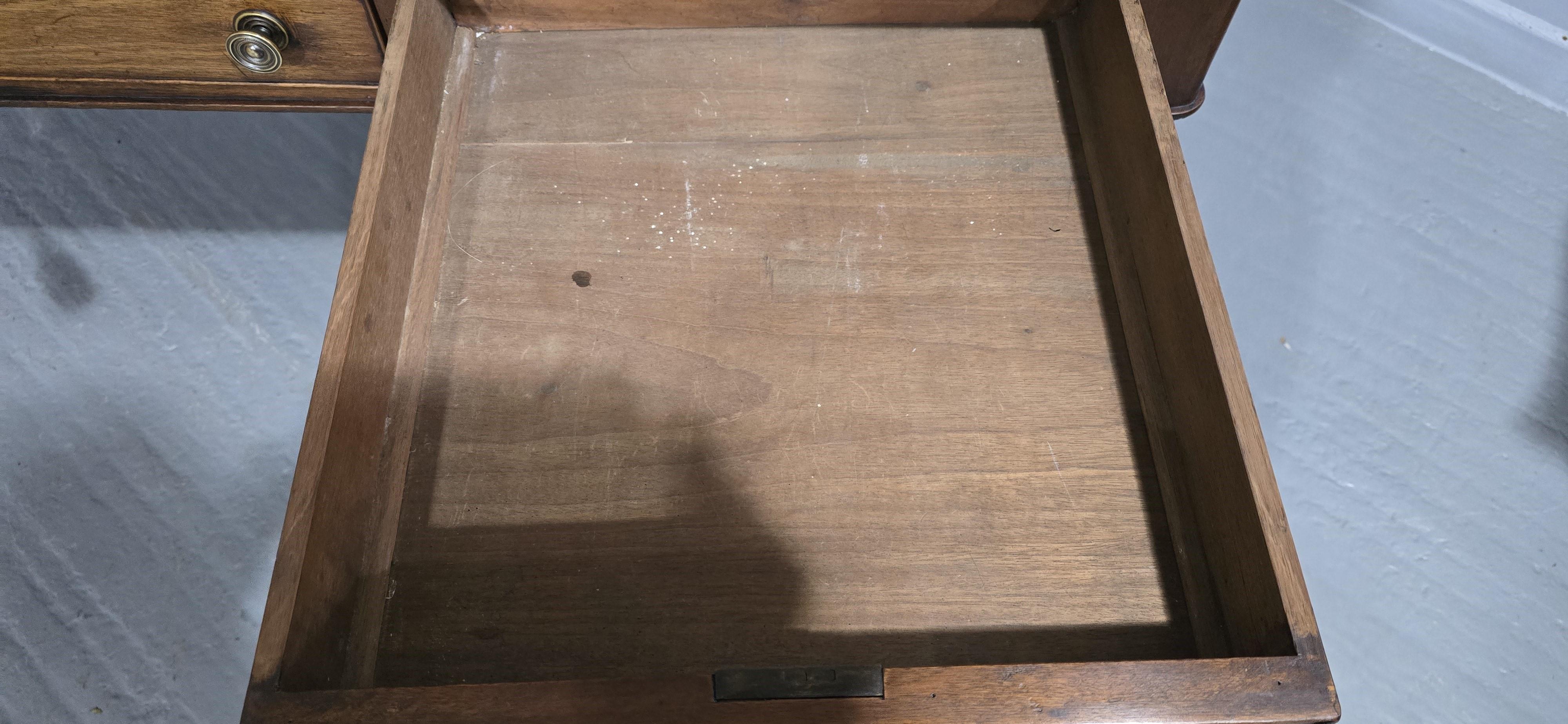 Wonderful  Huge Victorian Mahogany Library Table For Sale 1