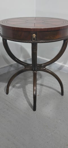 Very Good Mahogany Occasional Centre Table