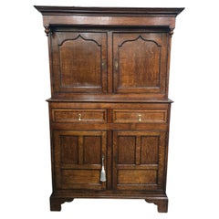 Super Georgian Oak Court, Food, Holusekeepers Cupboard