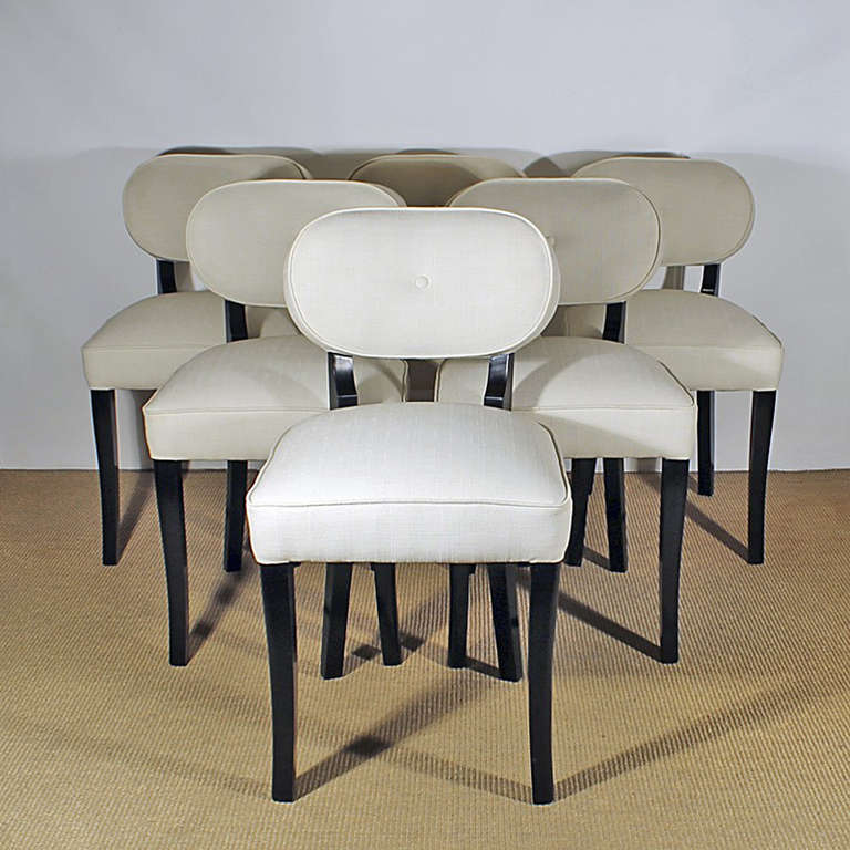 Set of 6 Art Deco dining chairs, French polished beechwood, heathered white fabric upholstery.
Design: De Coene, 
Belgium, circa 1940.