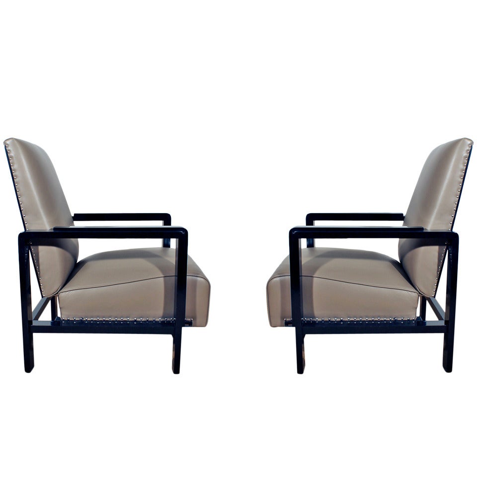 1930-1935 Pair of Art Deco Armchairs, Stained Wood and Leather - Spain For Sale