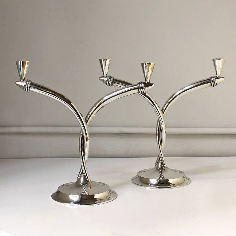 Pair of Art Deco candelabra, sterling silver, two branches.
Stamps: Star and illegible
Star stamp is for sterling silver in Spain since 1934.
Weight: 373 grams
Spain, Barcelona, circa 1930.