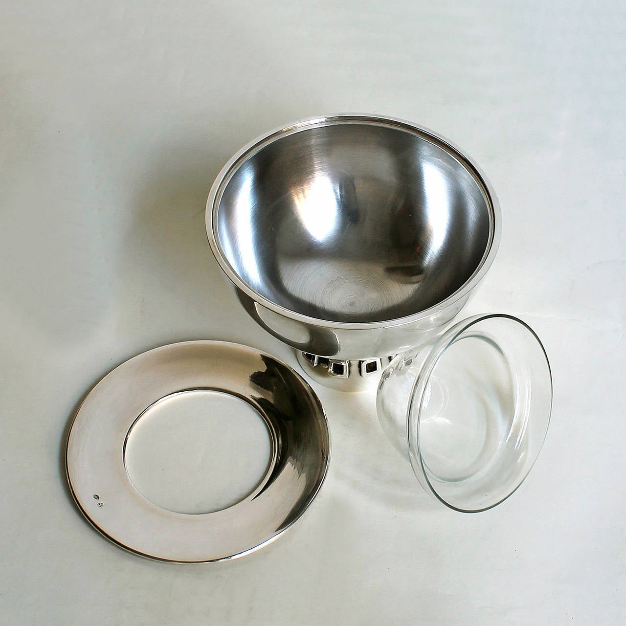 Pair of Mid-Century Modern Silver Caviar Bowls by Puig Doria - Spain In Good Condition For Sale In Girona, ES