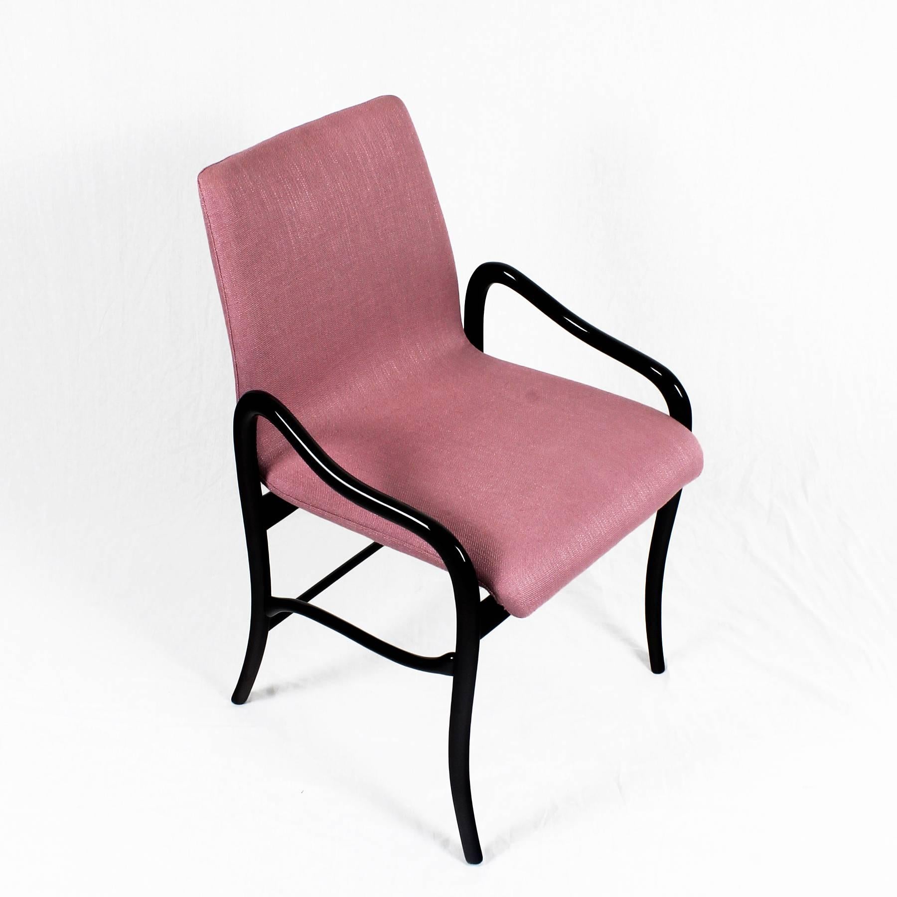 Satz von vier modernen Sesseln aus der Mitte des Jahrhunderts von Enrico Ciuti mit rosa Leinen – Italien (Mitte des 20. Jahrhunderts) im Angebot