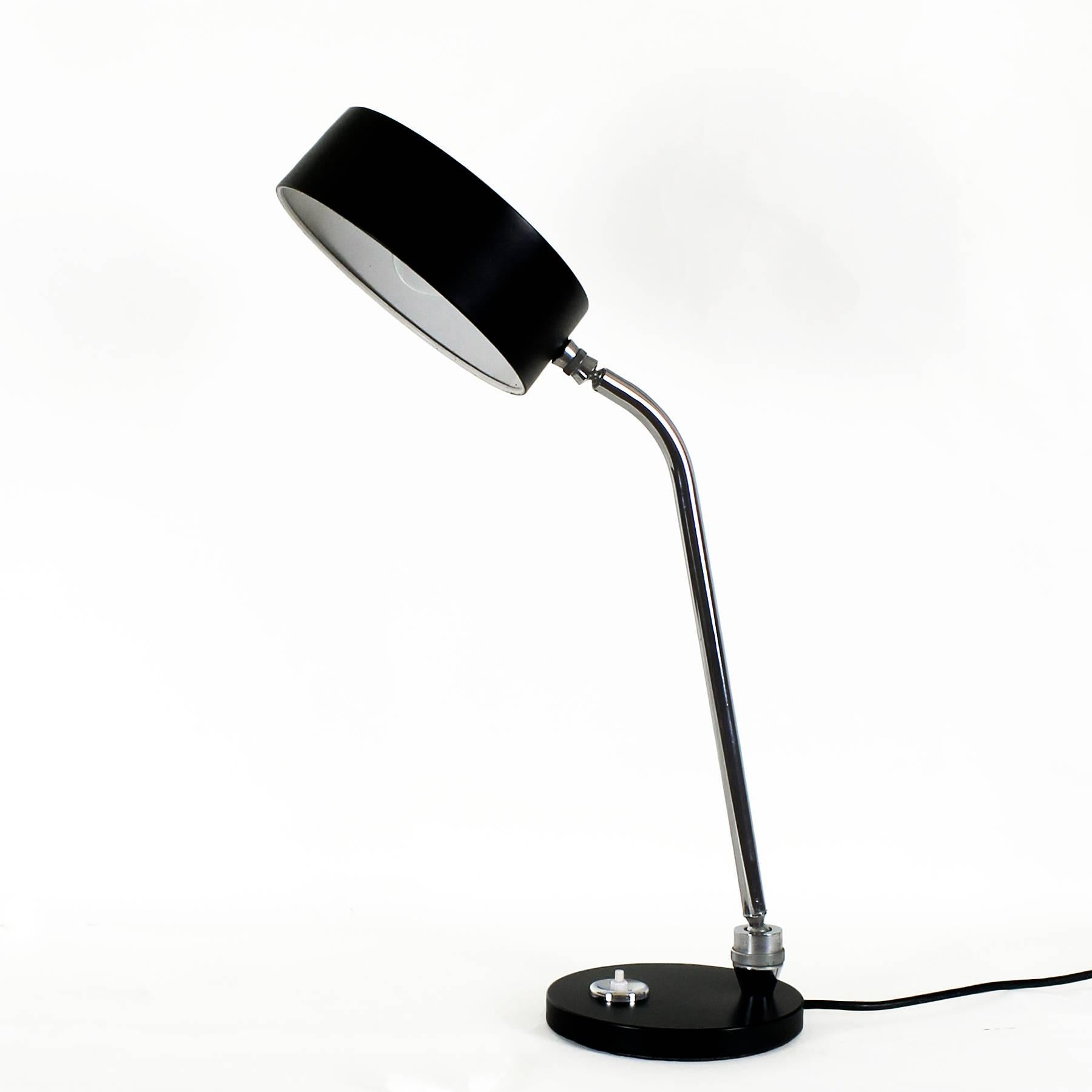 French Pair of Mid-Century Modern Desk Lamps by André Mounique for Maison Jumo - France For Sale