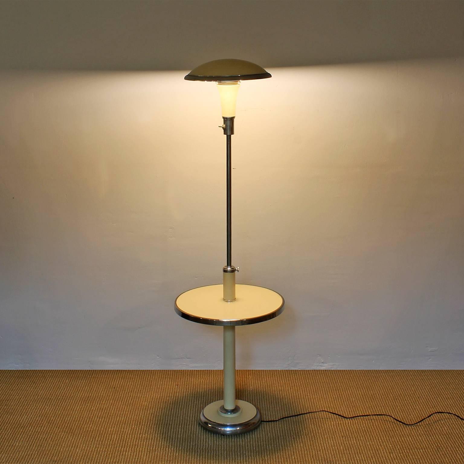 French 1930s Art Deco Floor Reading Lamp, lacquered and chromed sheet metal - France