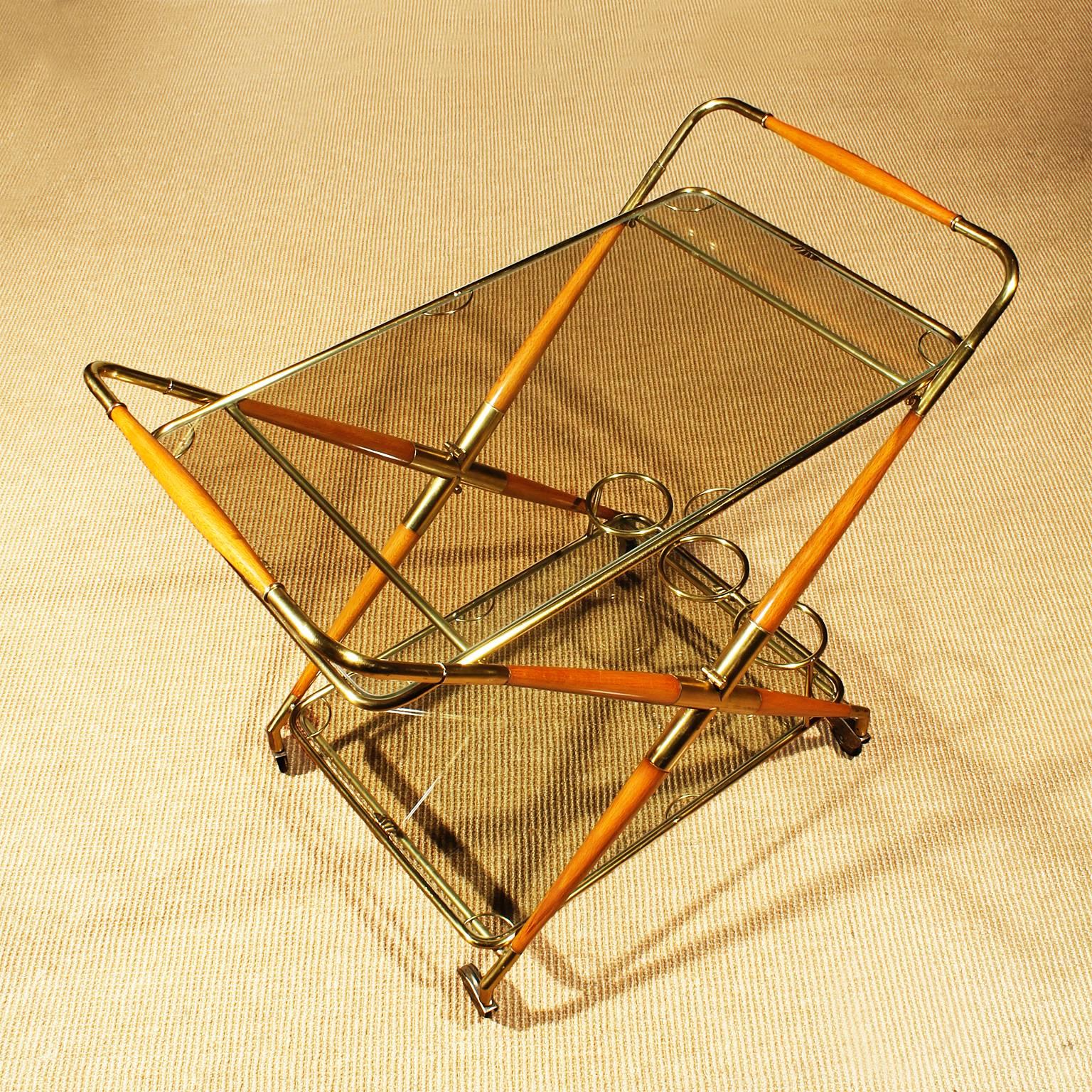 Italian Foldable Bar Cart from the 1950s In Excellent Condition In Girona, ES