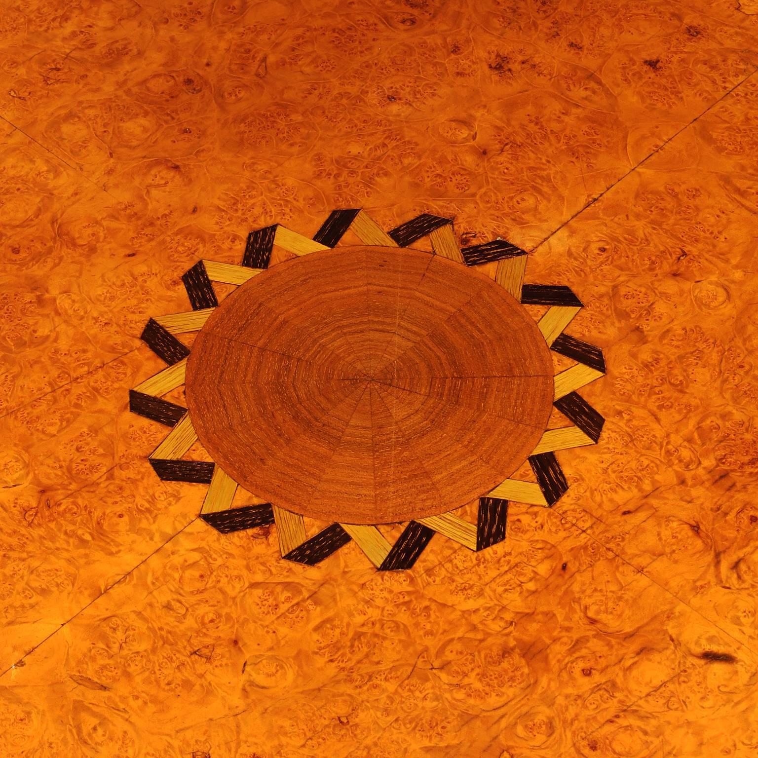 Early 20th Century Art Deco Round Sidetable with Marquetry